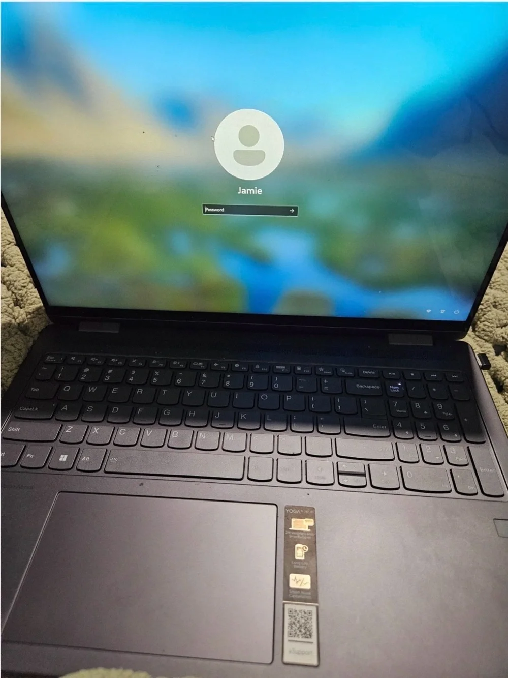 Lenovo Thinkpad Laptop in Dark Gray, windows 11